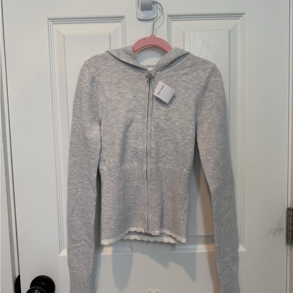 Gilly Hicks Light Gray Zipup